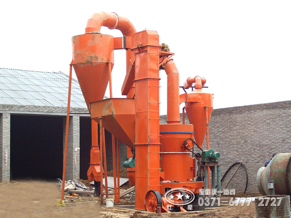 云母磨粉机客户现场 云母磨粉机客户现场