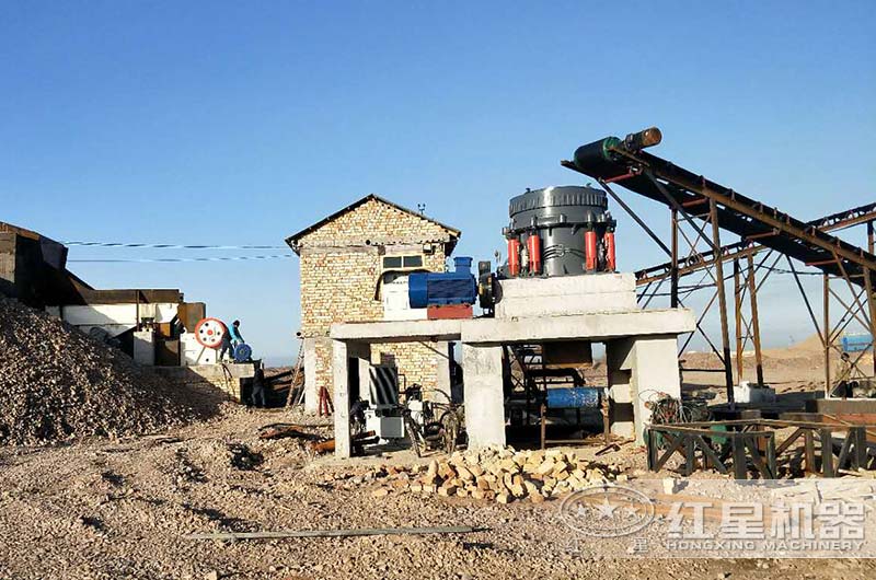河卵石制砂生产现场 河卵石制砂生产现场