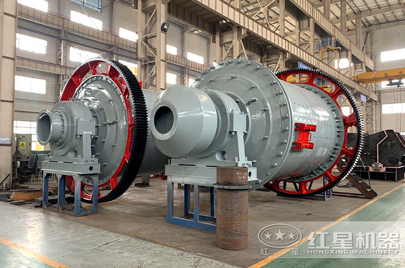 球磨机车间实拍图 球磨机车间实拍图